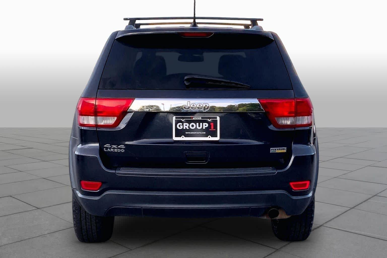 Used 2012 Maximum Steel Metallic Jeep Laredo image 4