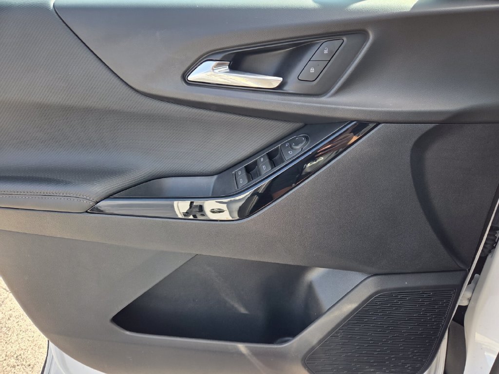 2026 Chevrolet Equinox LT - Photo 20