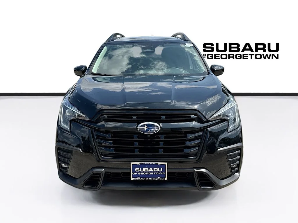 Used 2025 Black Subaru Onyx Edition Touring image 2