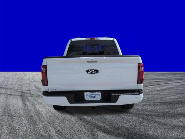 New 2026 Oxford White Ford XLT image 5
