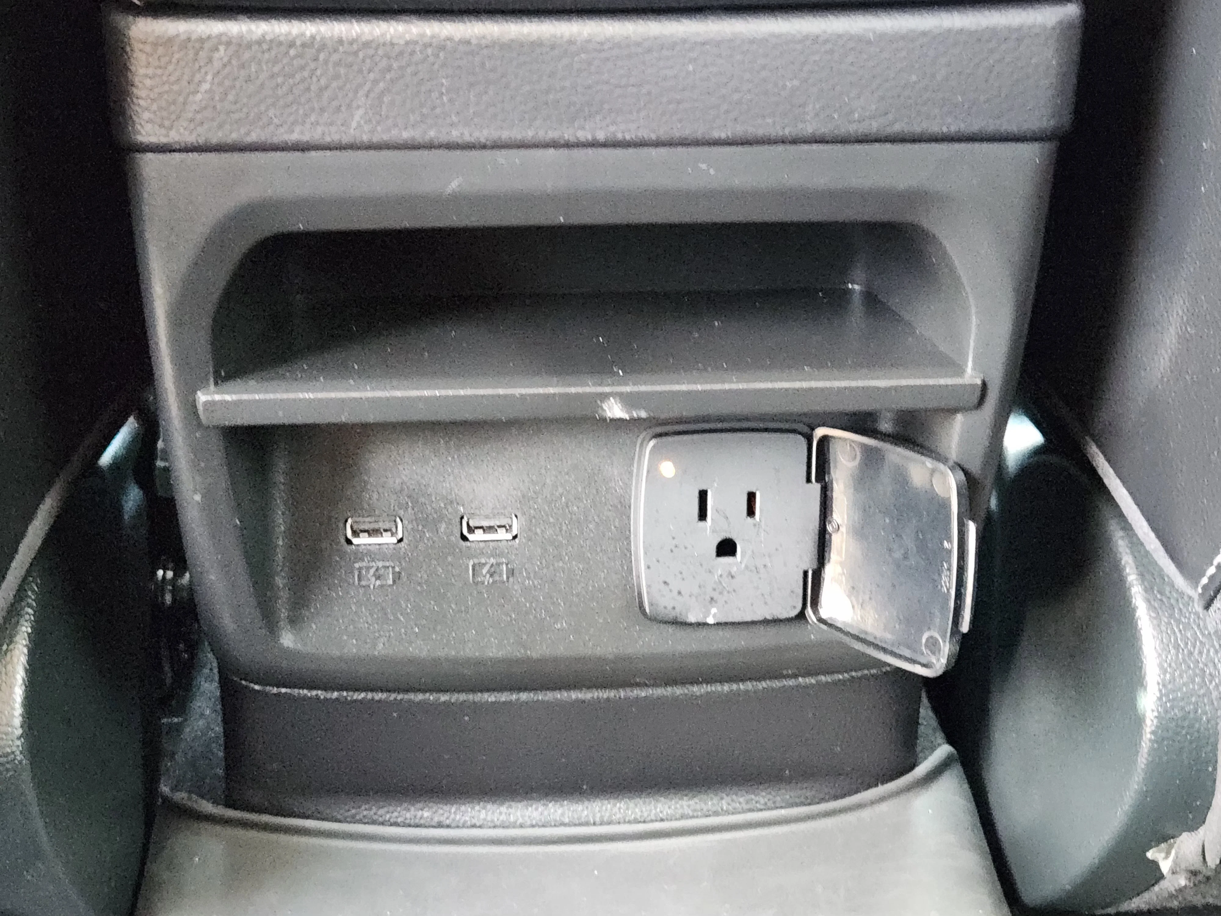 Used 2022 Gray Ford Lariat Tremor image 31