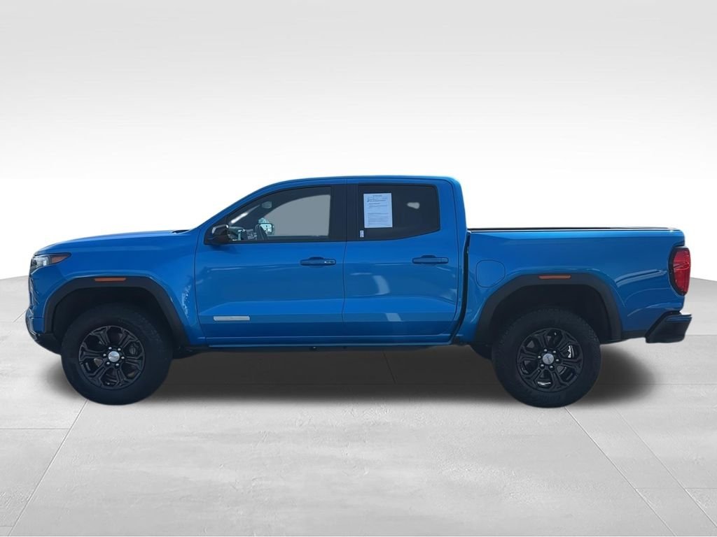 Used 2024 Blue GMC Elevation image 5