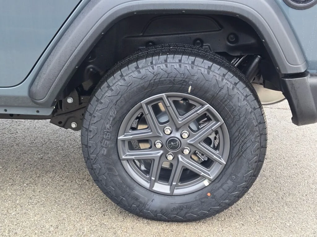New 2026 Anvil Clear-Coat Exterior Paint Jeep Sport image 13