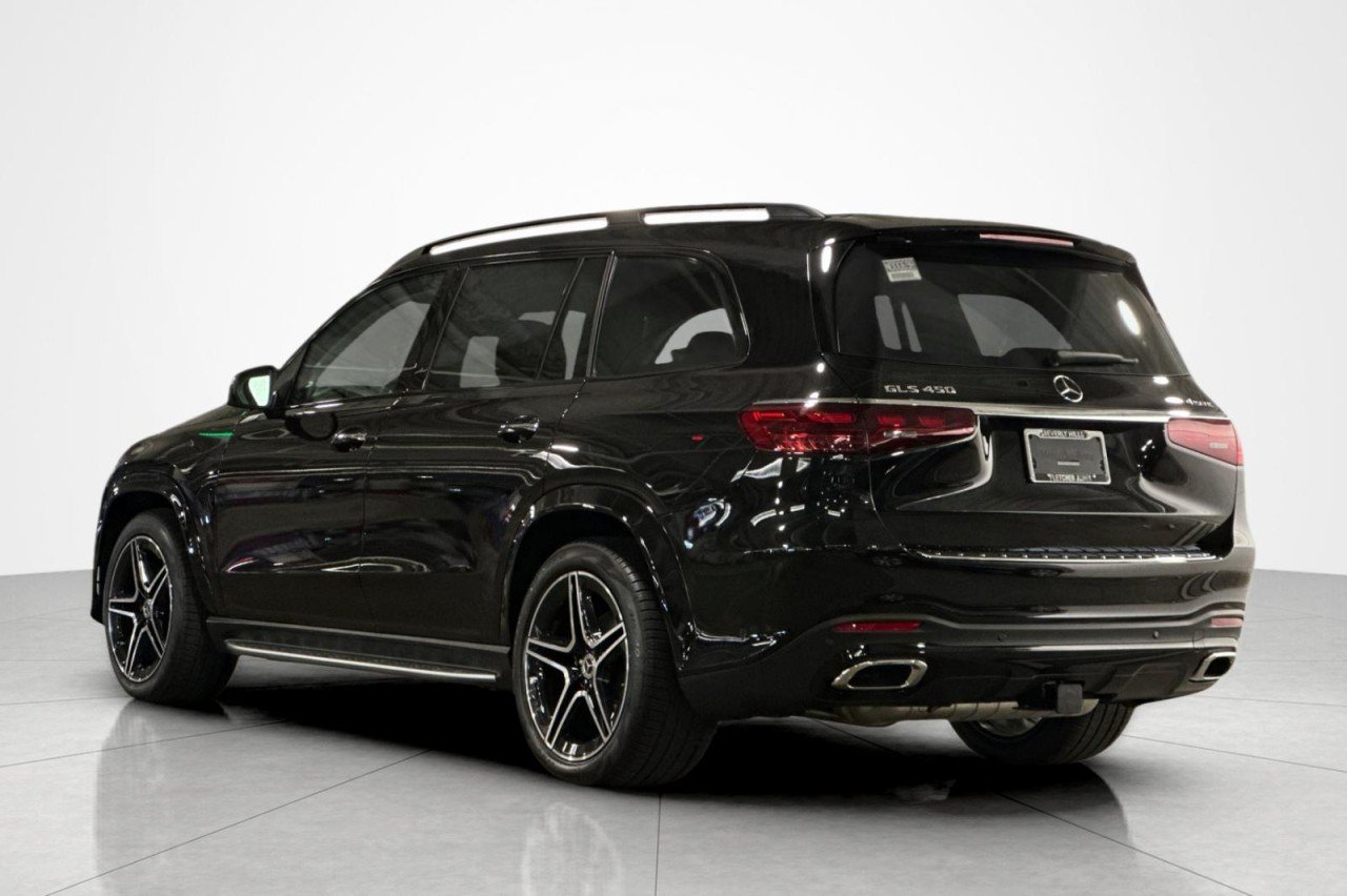 New 2026 Obsidian Black Metallic Mercedes-Benz GLS 450 4MATIC® SUV image 3
