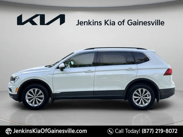 Used 2019 White Volkswagen 2.0T SE image 5