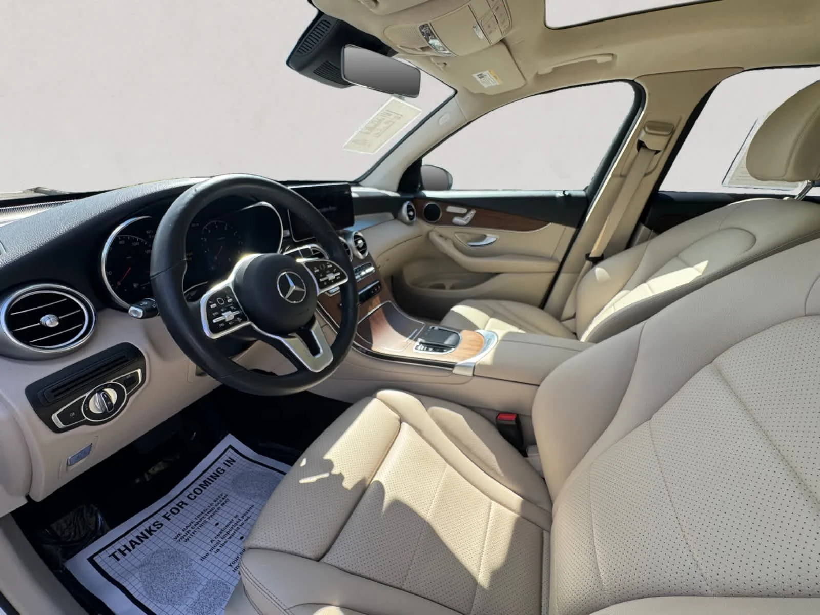 2022 Mercedes-Benz GLC GLC300 - Photo 9