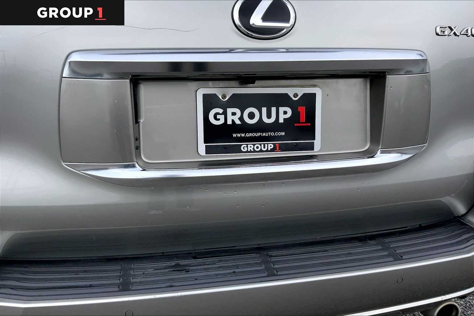 Certified Used 2023 Atomic Silver Lexus Premium image 10