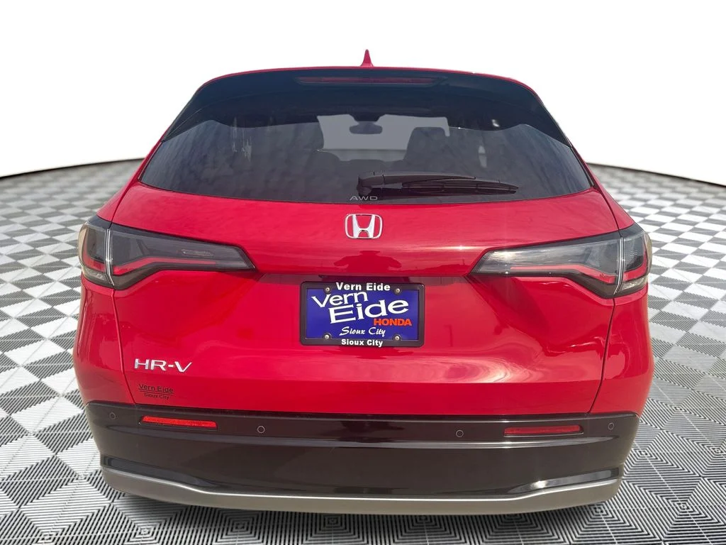 Certified Used 2023 Red Honda EX-L image 5