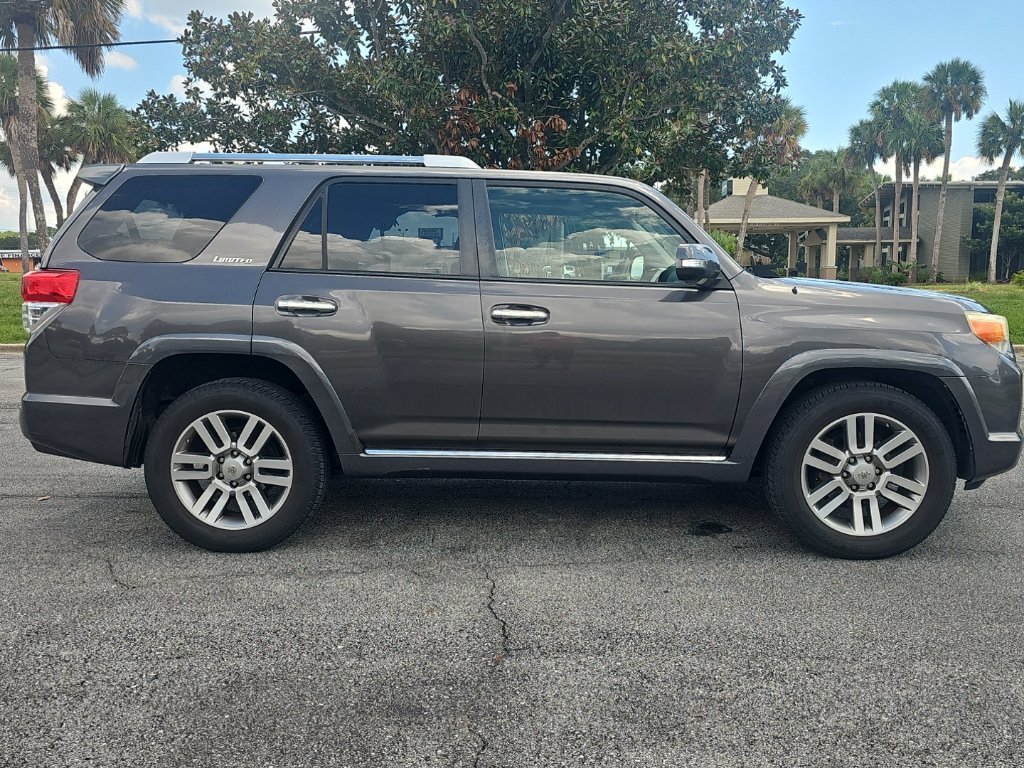 Used 2011 Gray Toyota Limited image 5