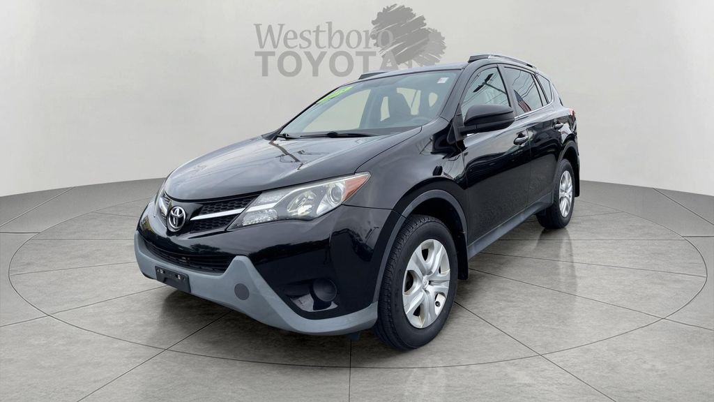Used 2015 Black Toyota LE image 3