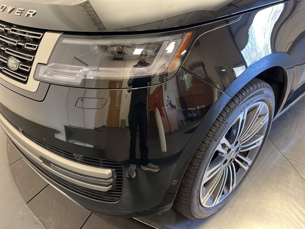 2025 Land Rover Range Rover SE - Photo 9