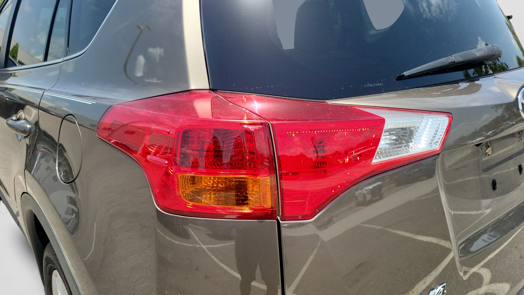 Used 2015 Brown Toyota Limited image 9