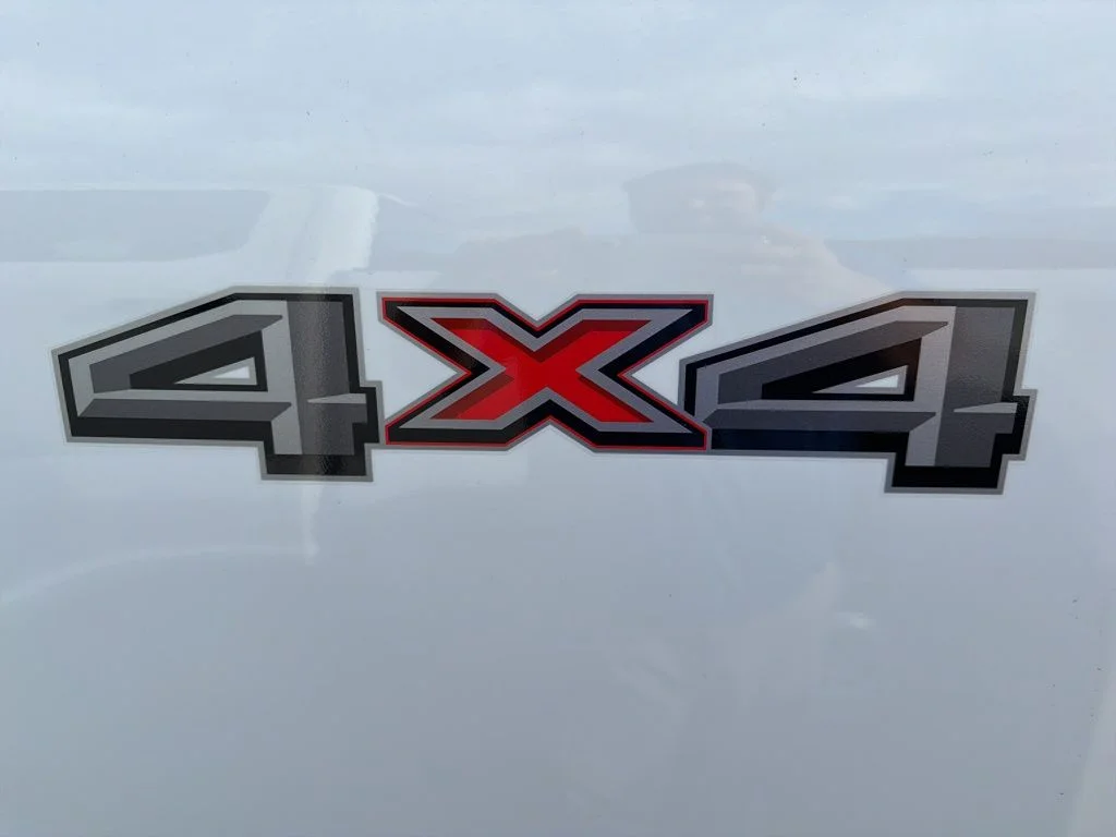 New 2025 Oxford White Ford F-250® XL image 7