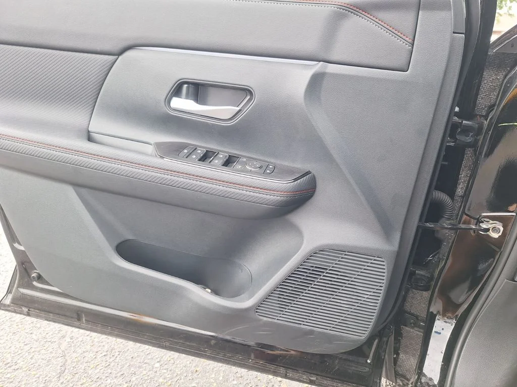 Certified Used 2025 Black Nissan SR image 20