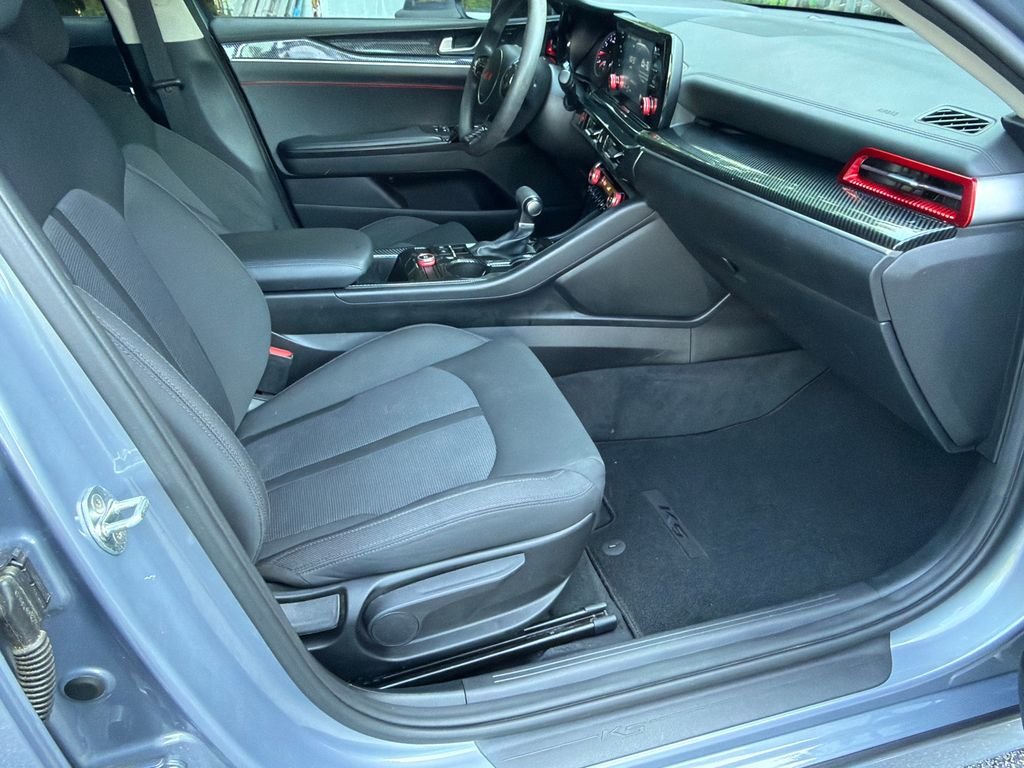 2023 Kia K5 LXS - Photo 13