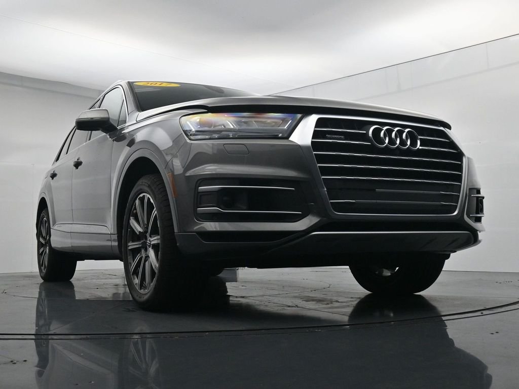 Used 2017  Audi 3.0T Premium Plus image 35