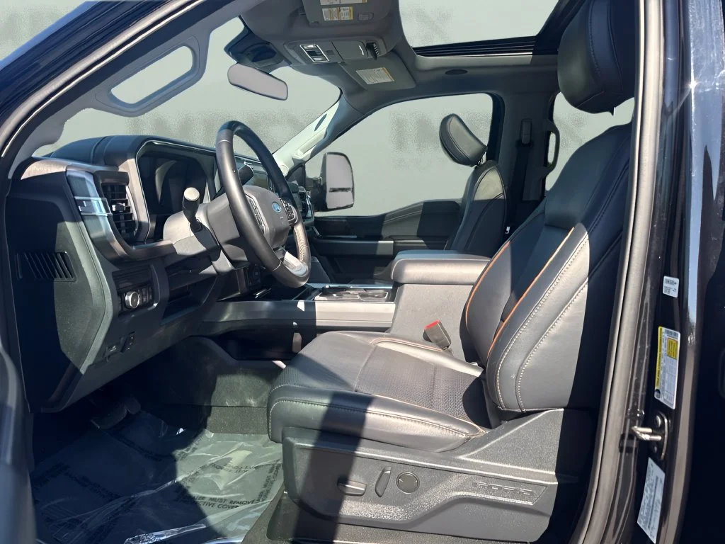 Used 2025 Black Ford Lariat image 9