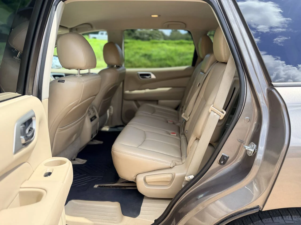 Used 2014 Tan Nissan SL 4dr SUV image 23