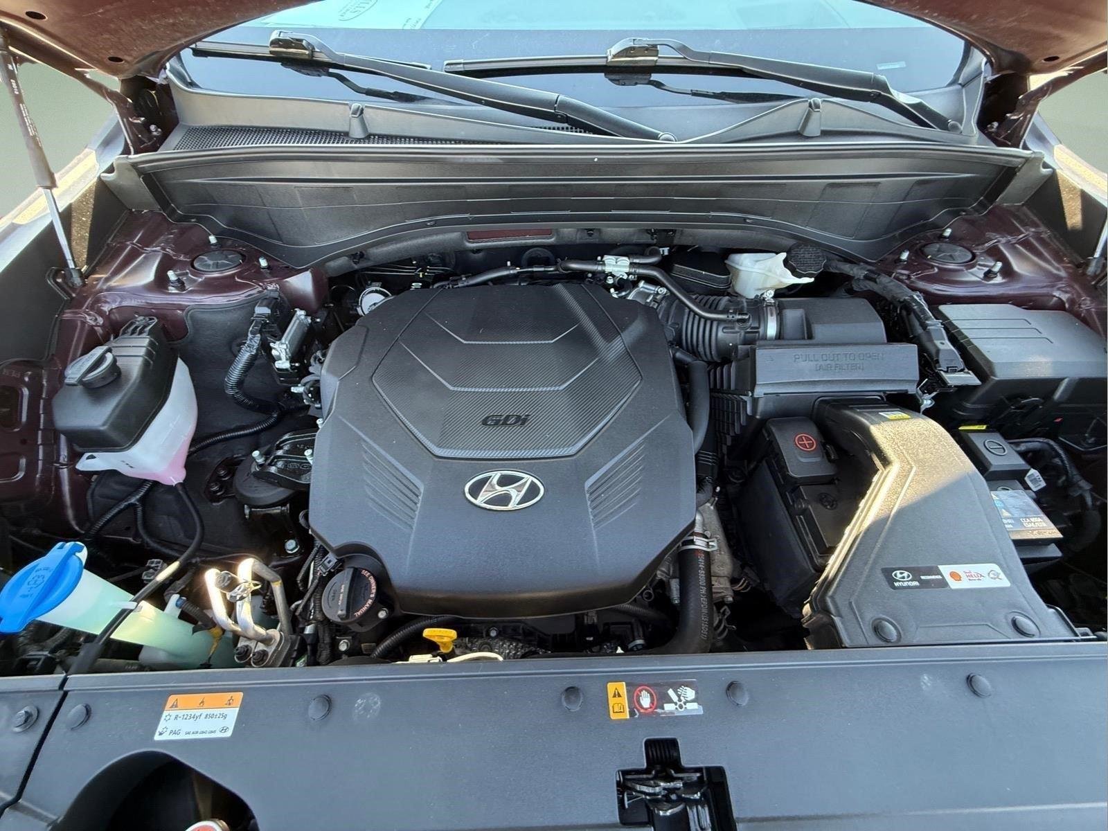 Used 2023 Sierra Burgundy Hyundai Limited image 33