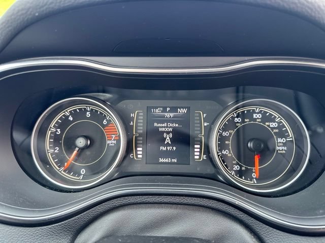 Used 2021 Gray Jeep Altitude 4x4 image 13