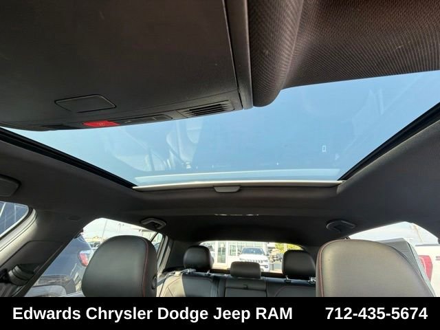 Used 2020 Silver Volkswagen 2.0T SE image 14