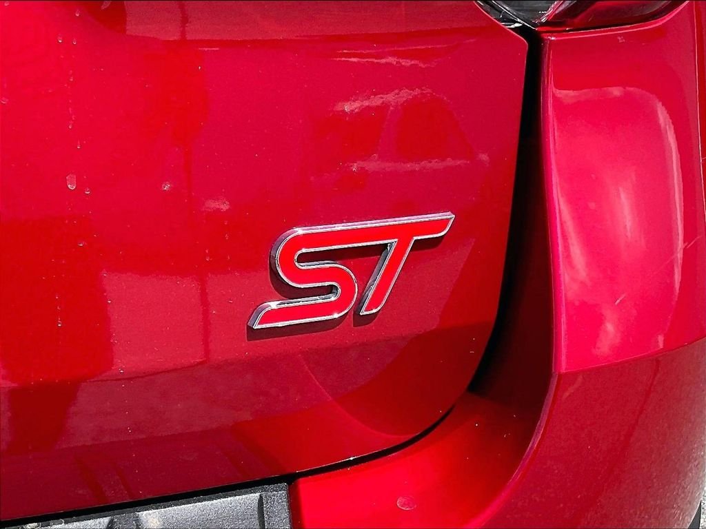 Used 2023 Red Ford ST image 30