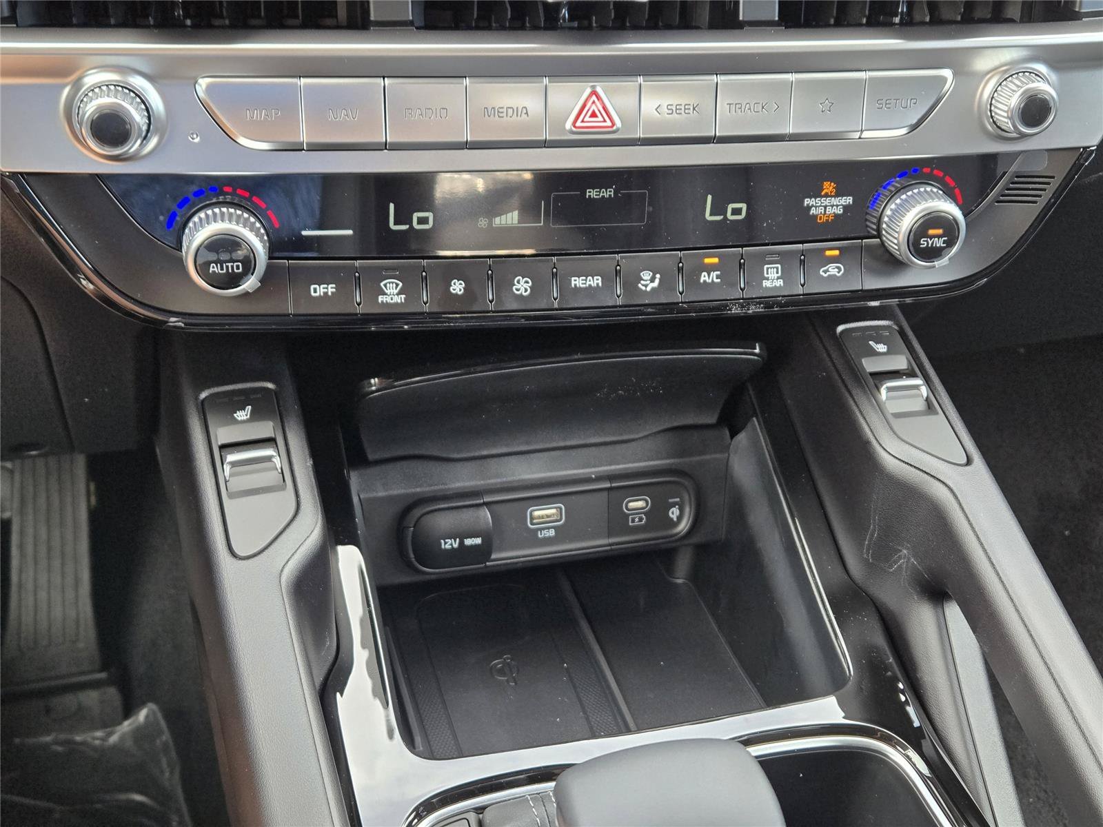 New 2025 Dark Moss Kia S image 31