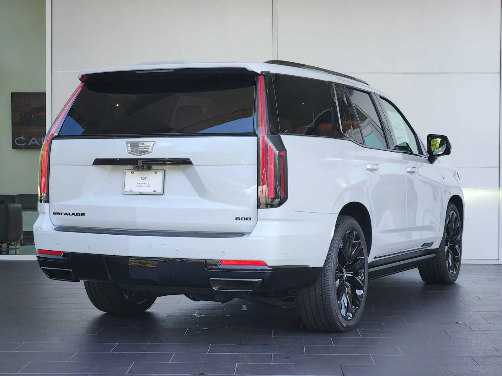 2026 Cadillac Escalade Platinum Sport - Photo 3