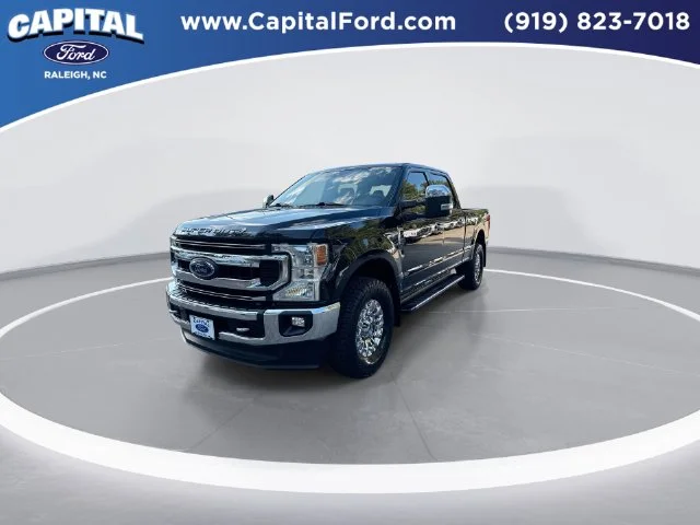 Used 2020 Black Ford XLT image 4