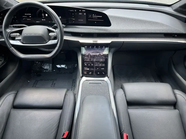 Used 2024  Lucid Touring image 17
