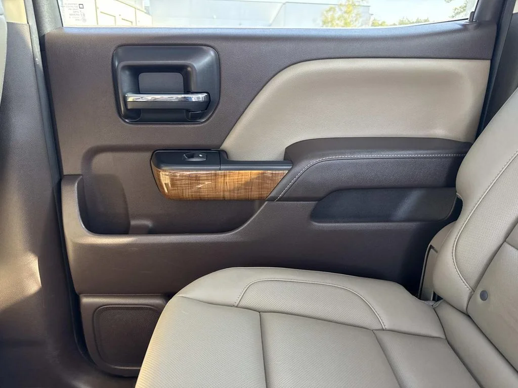 Used 2018 Red GMC SLT image 20