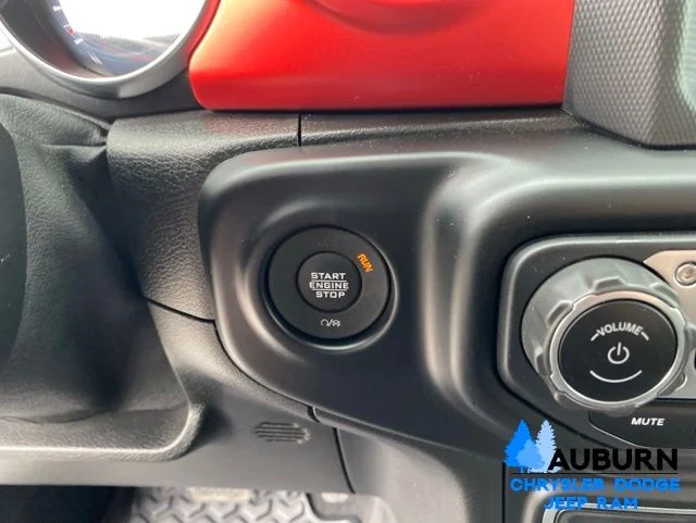 Used 2021 White Jeep Unlimited Rubicon image 37