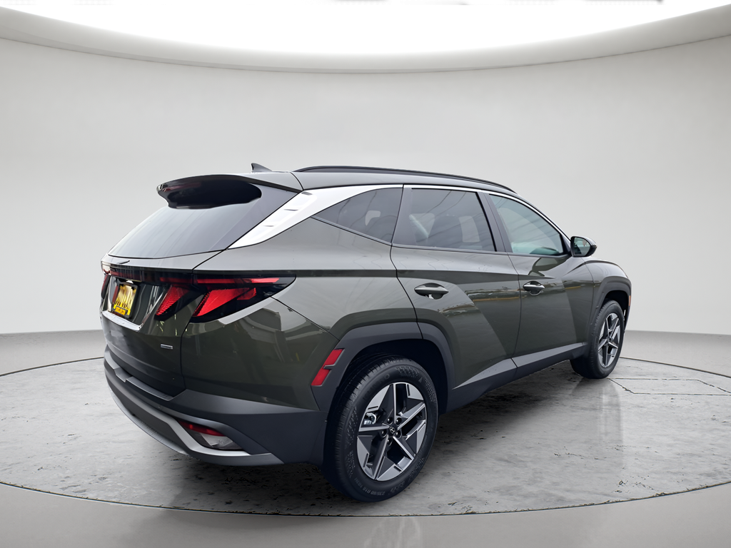 New 2026 Green Hyundai SEL image 3
