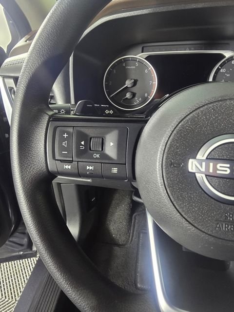 Used 2023 Gun Metallic Nissan SV image 21