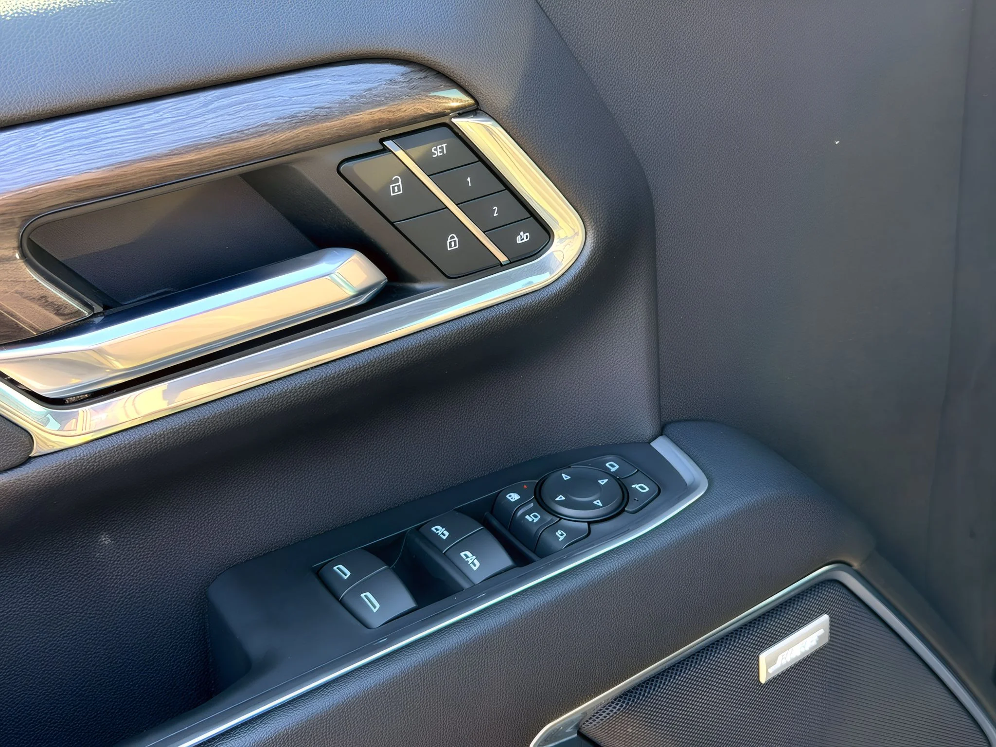 2024 Chevrolet Silverado 2500HD LTZ - Photo 17