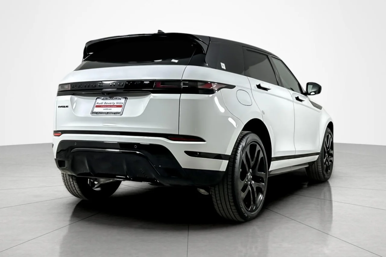 Used 2024 WHITE Land Rover Dynamic SE image 5