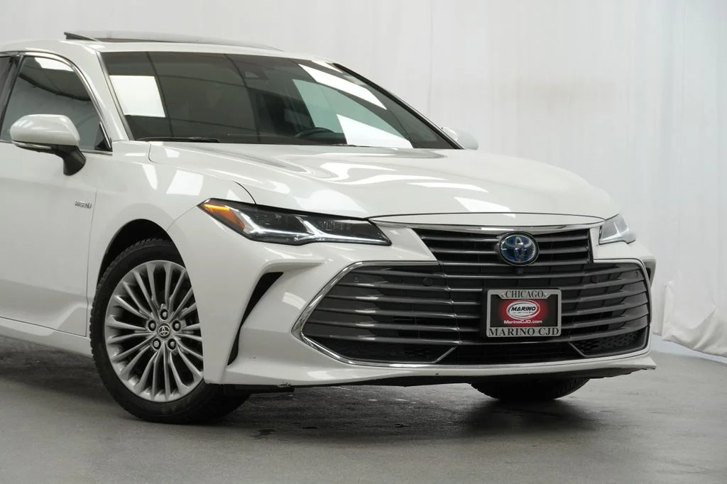 Used 2021 Beige Toyota Limited image 3