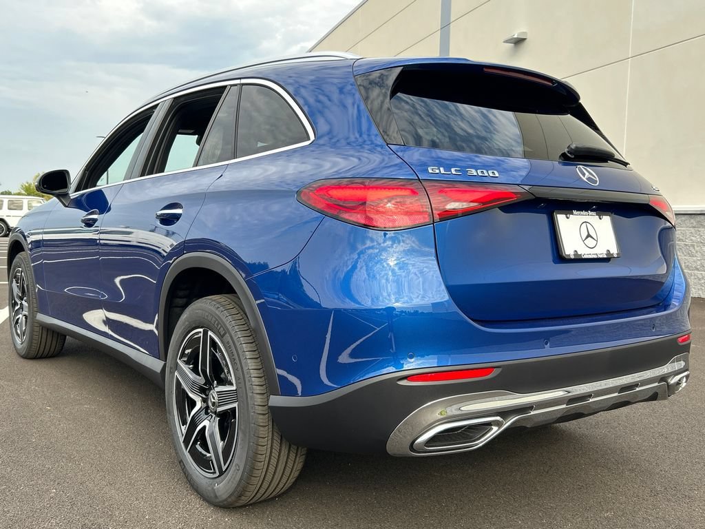 New 2027 Starling Blue Metallic Mercedes-Benz GLC 300 image 42