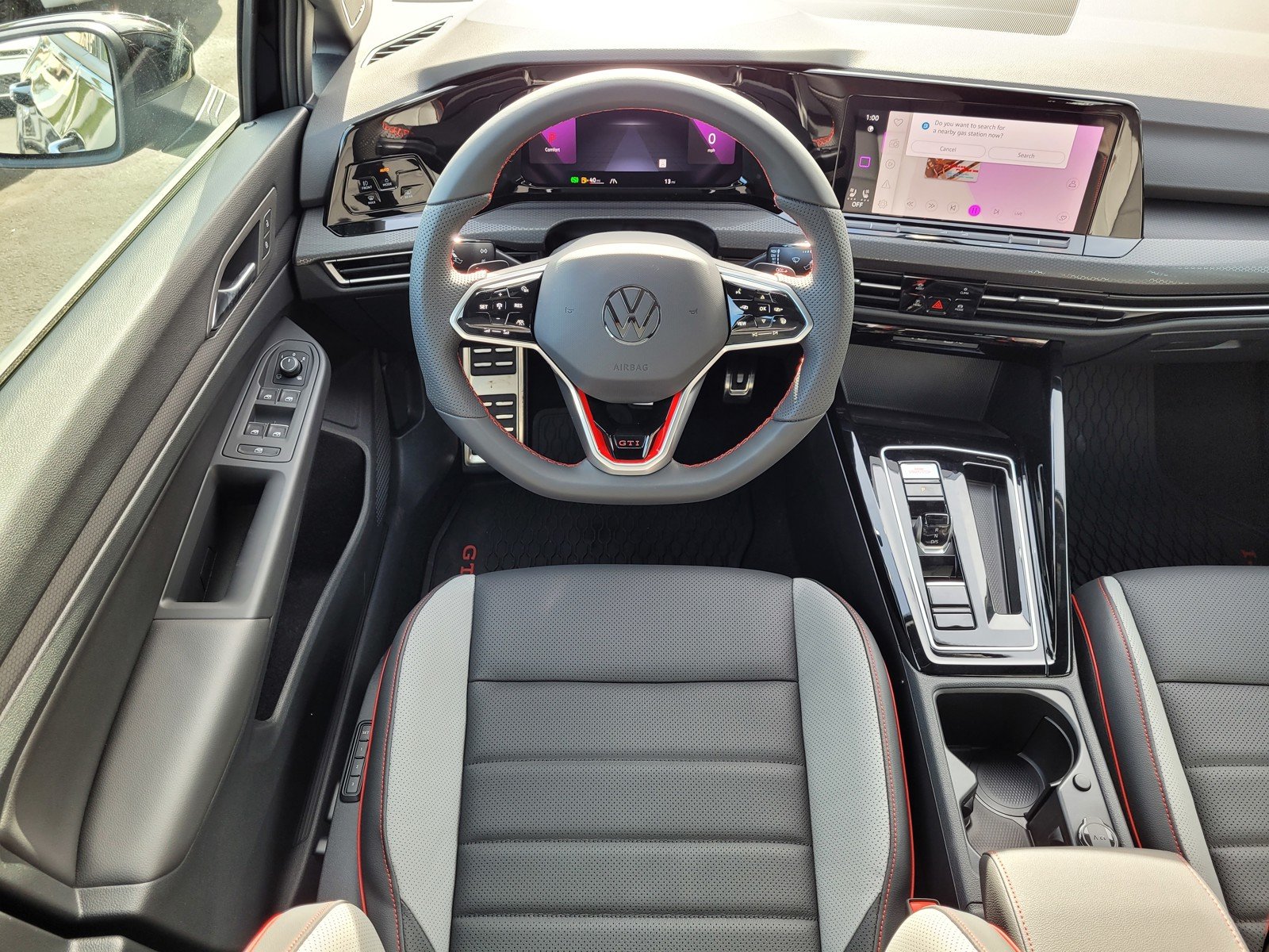 2024 Volkswagen Golf GTI SE - Photo 6