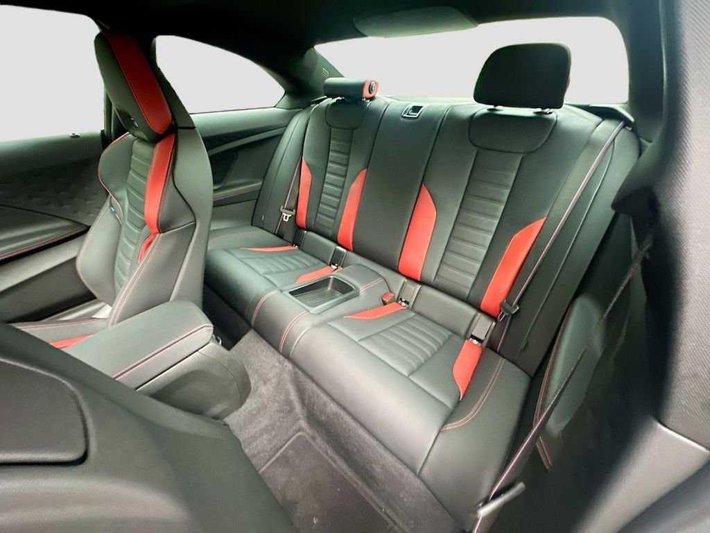 Used 2026 Alpine White BMW Base image 25