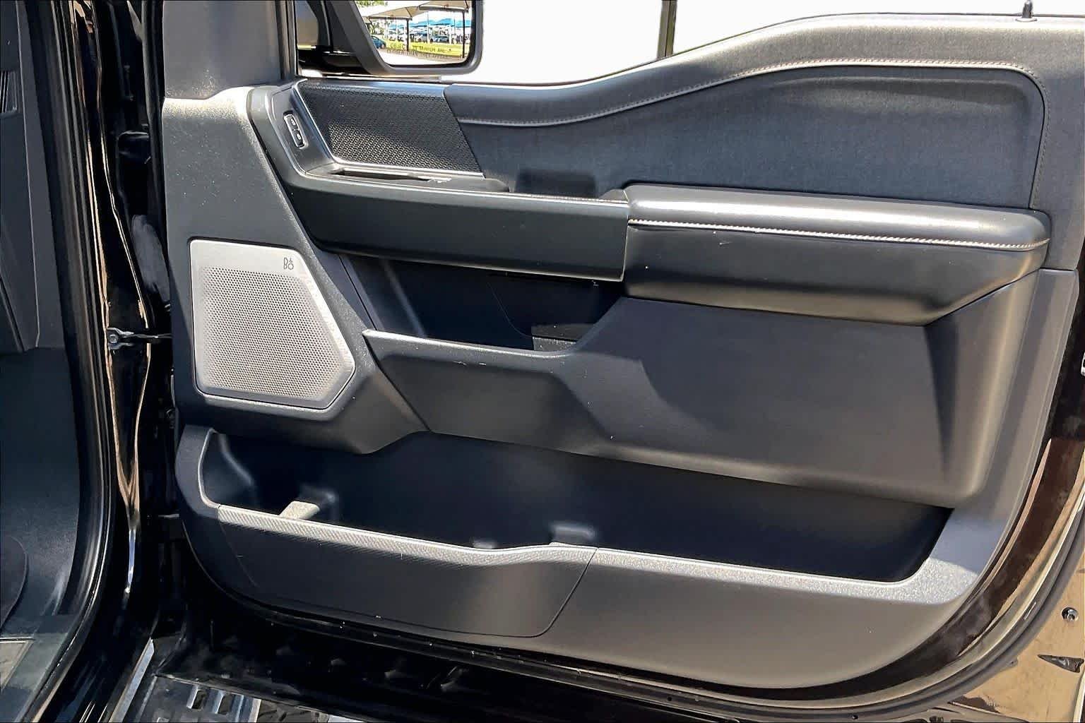 Used 2023 Agate Black Metallic Ford Raptor image 21