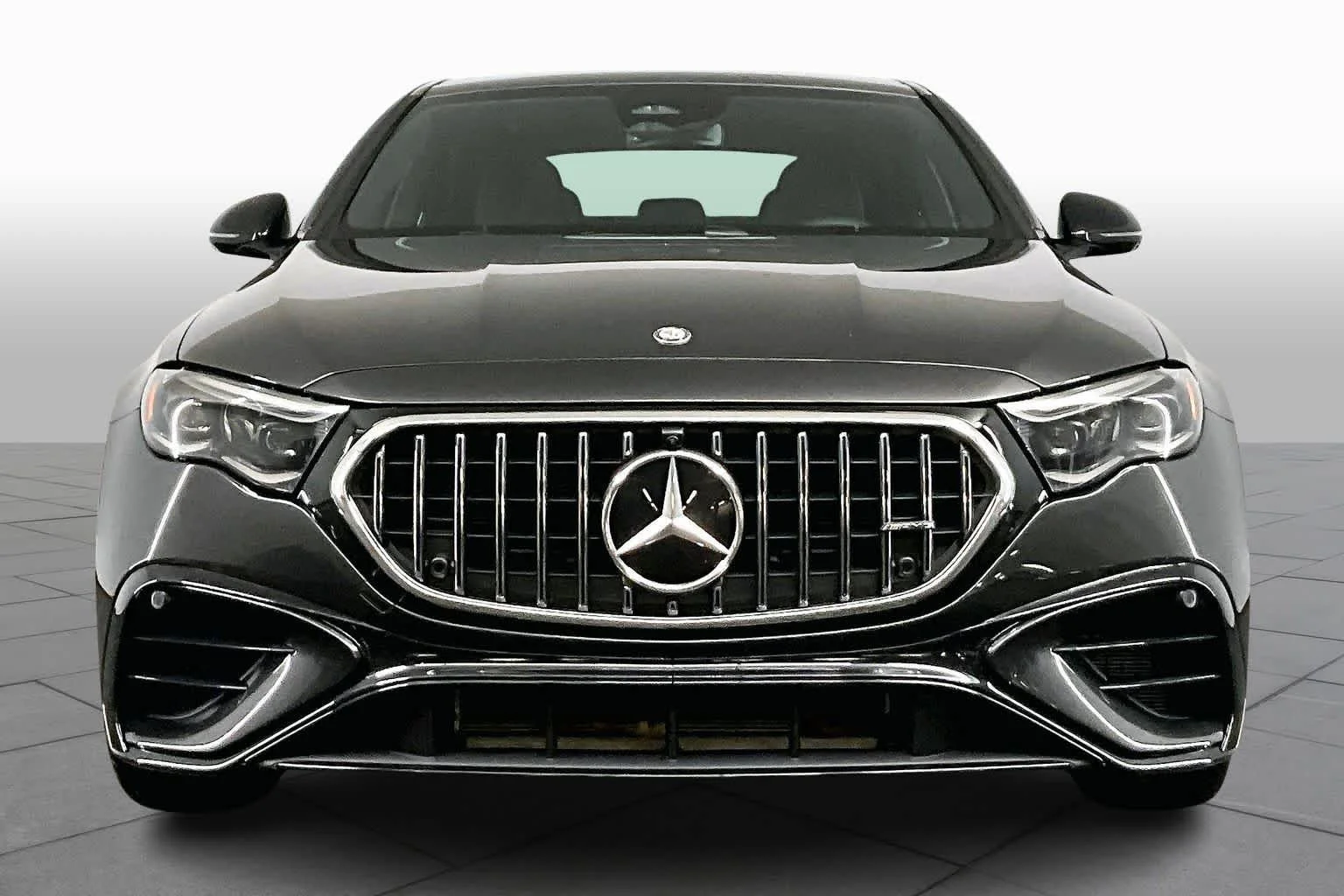 Used 2026 Graphite Grey Metallic Mercedes-Benz AMG® E 53 E image 3