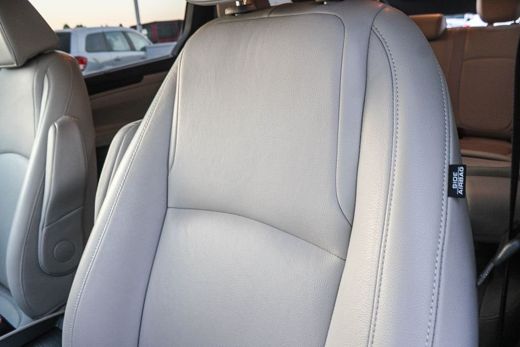 Used 2025 Smoke Blue Pearl Honda EX-L image 26