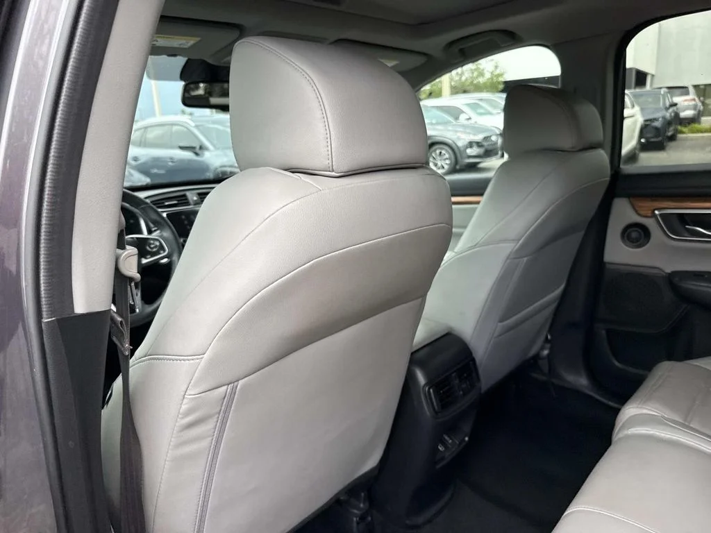 Used 2019  Honda EX-L image 13