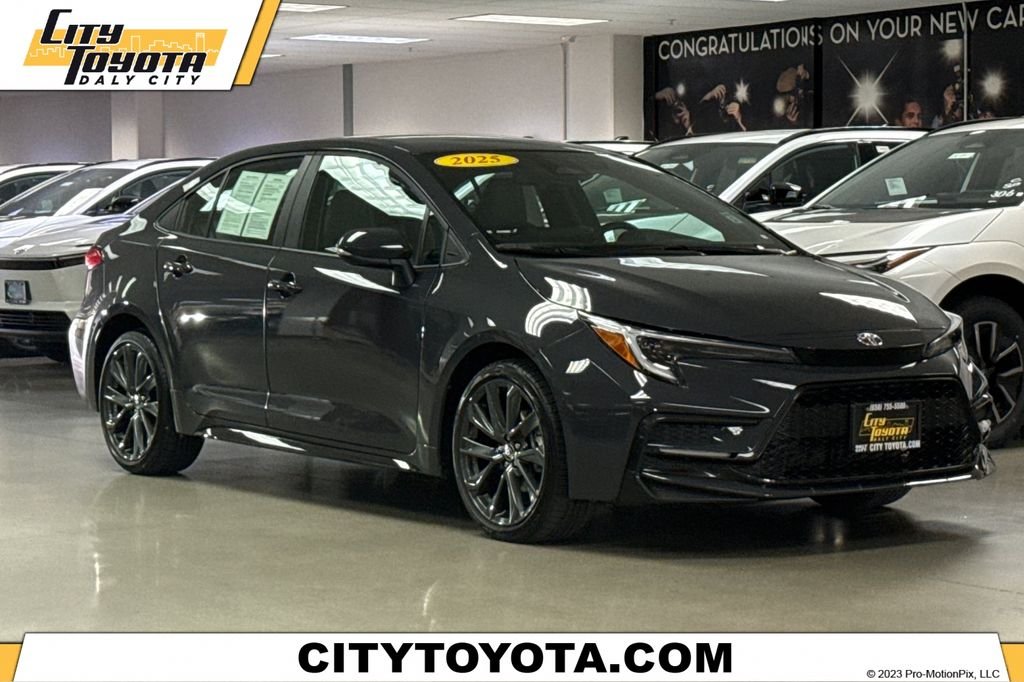 2025 Toyota Corolla SE
