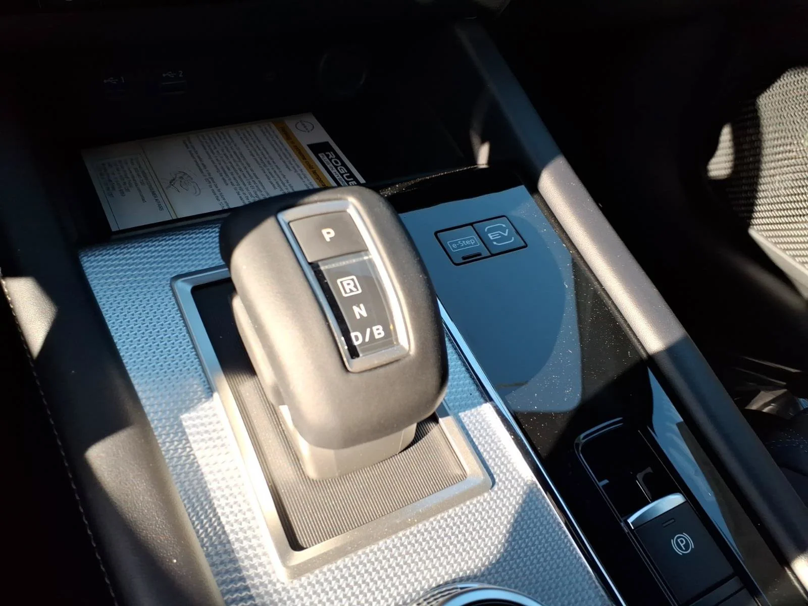 New 2026 Moonrock Gray Nissan Platinum image 18