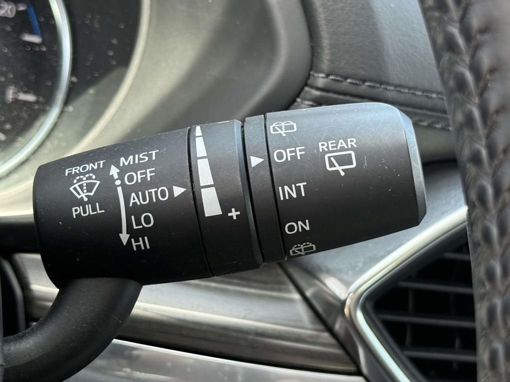 Used 2019 Silver Mazda Grand Touring image 26