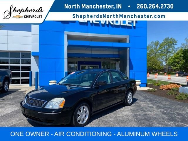2005 Ford Five Hundred SE's photo