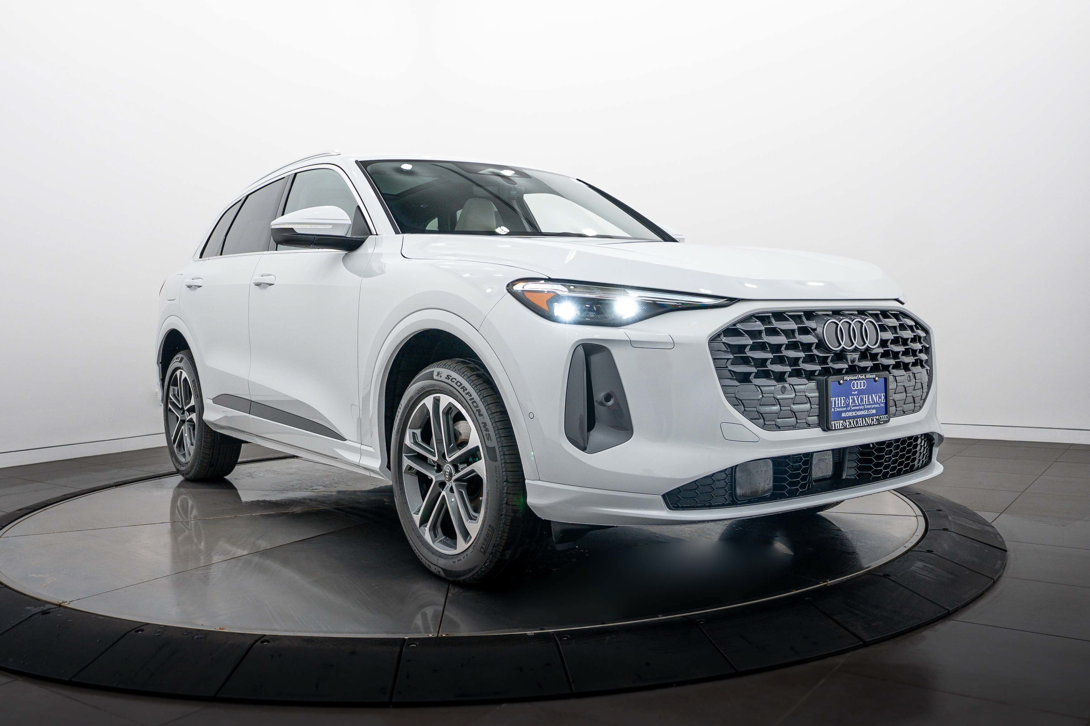 New 2026 Glacier White Audi Premium Plus image 2