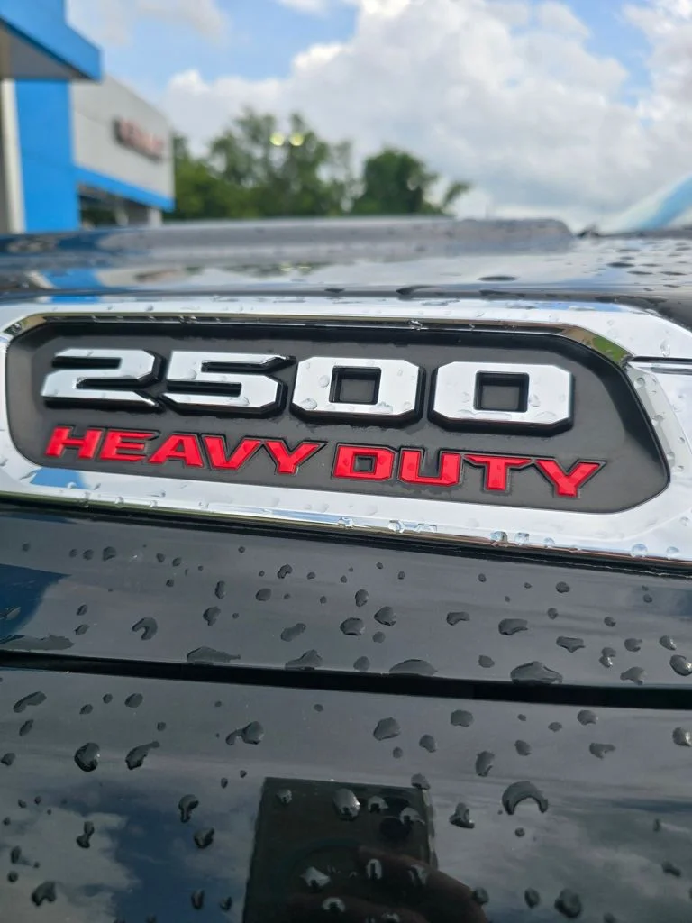 Used 2021 Black Ram Laramie image 7